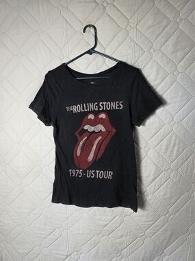 The Rolling Stones 1975 US Tour Graphic Tee - Black with Red Logo